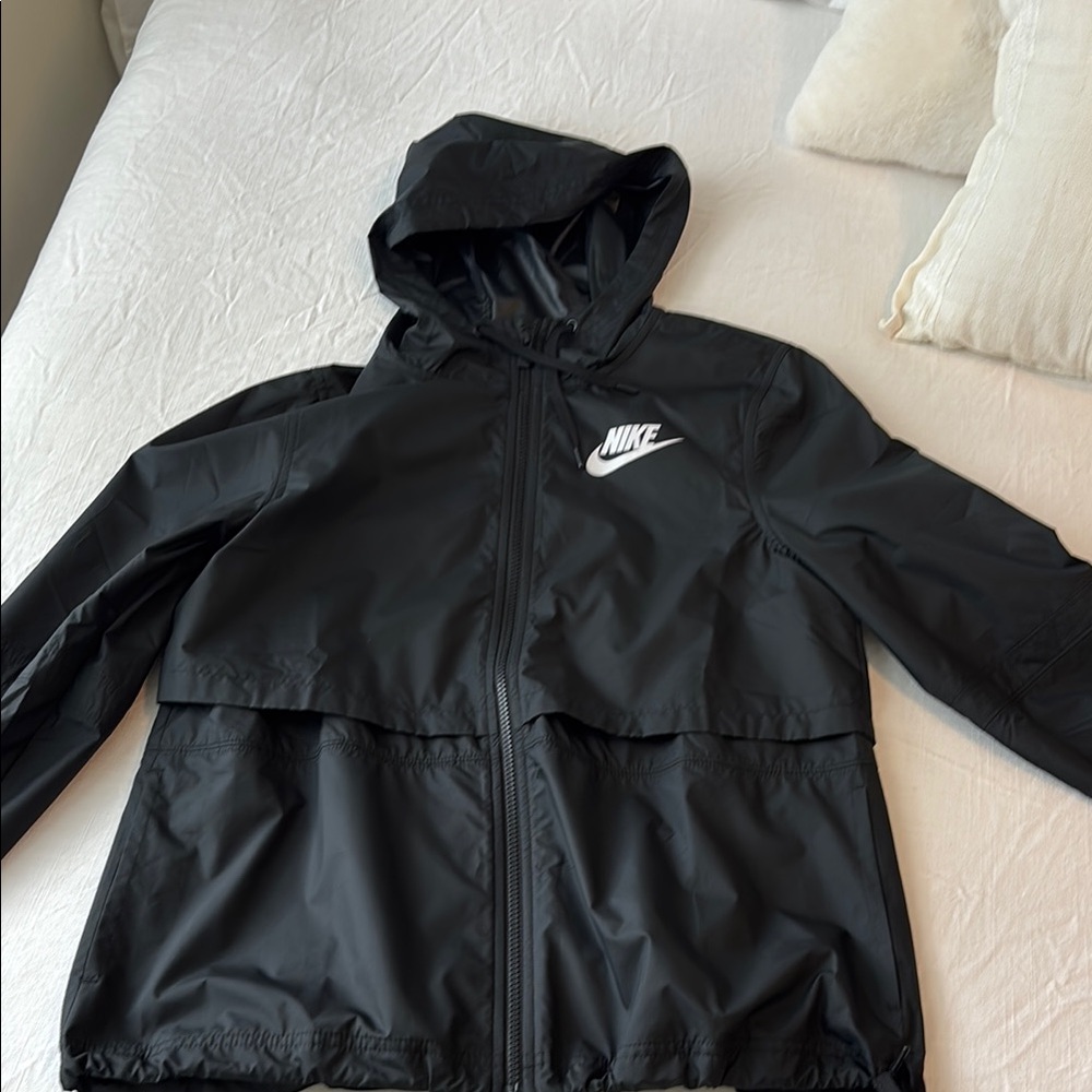 Nike Black Running Windbreaker Rain Jacket Women’s XS New
